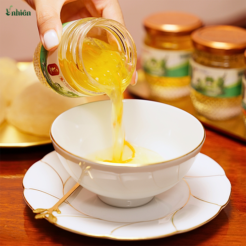 Ý Nhiên chọn lọc kỹ lưỡng nguyên liệu đầu vào cho tổ yến chưng sẵn